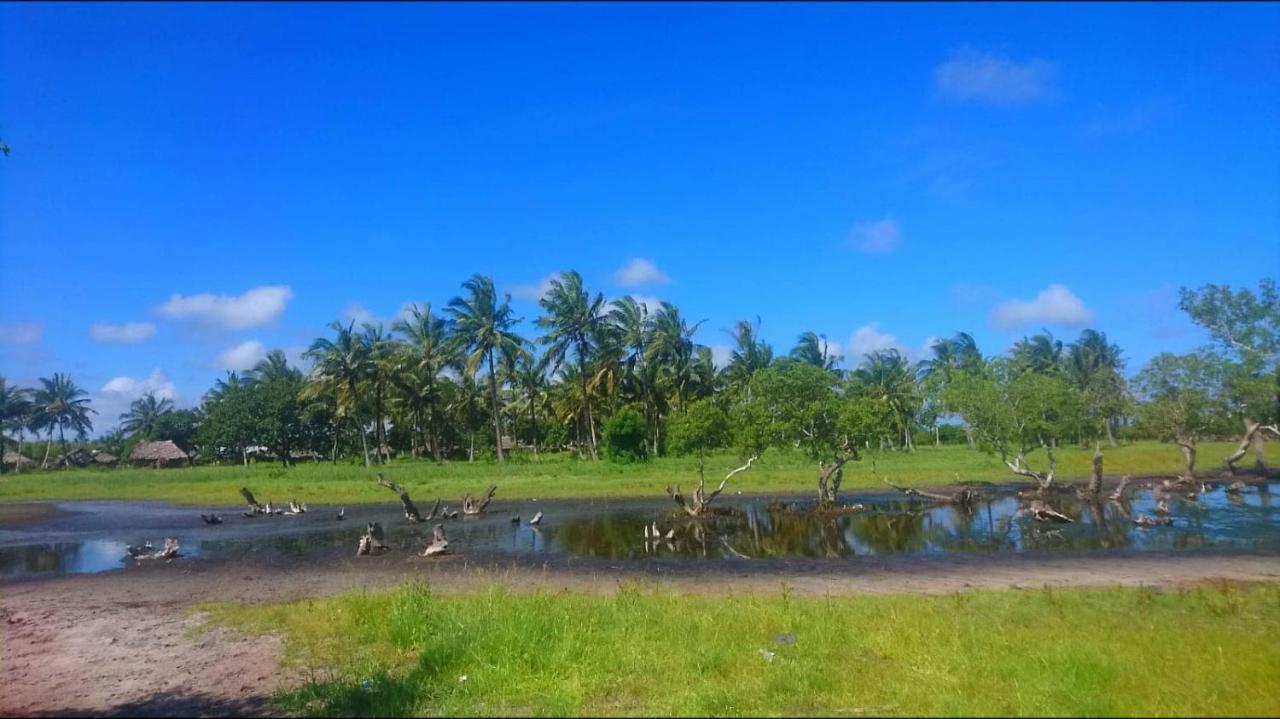 Hotel Mida Creek Nature Camp Watamu Exterior foto